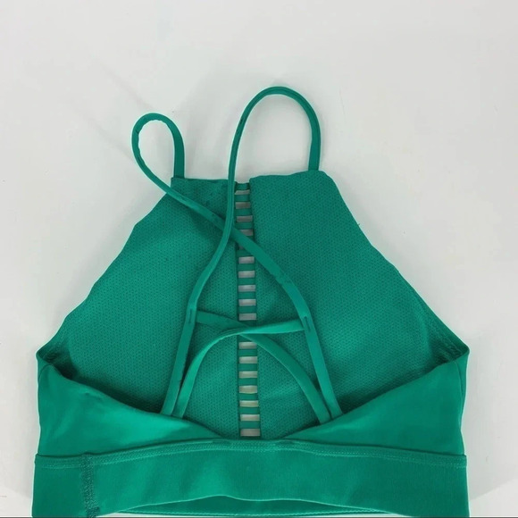 Nike Sports Bra - Picture 3 of 5